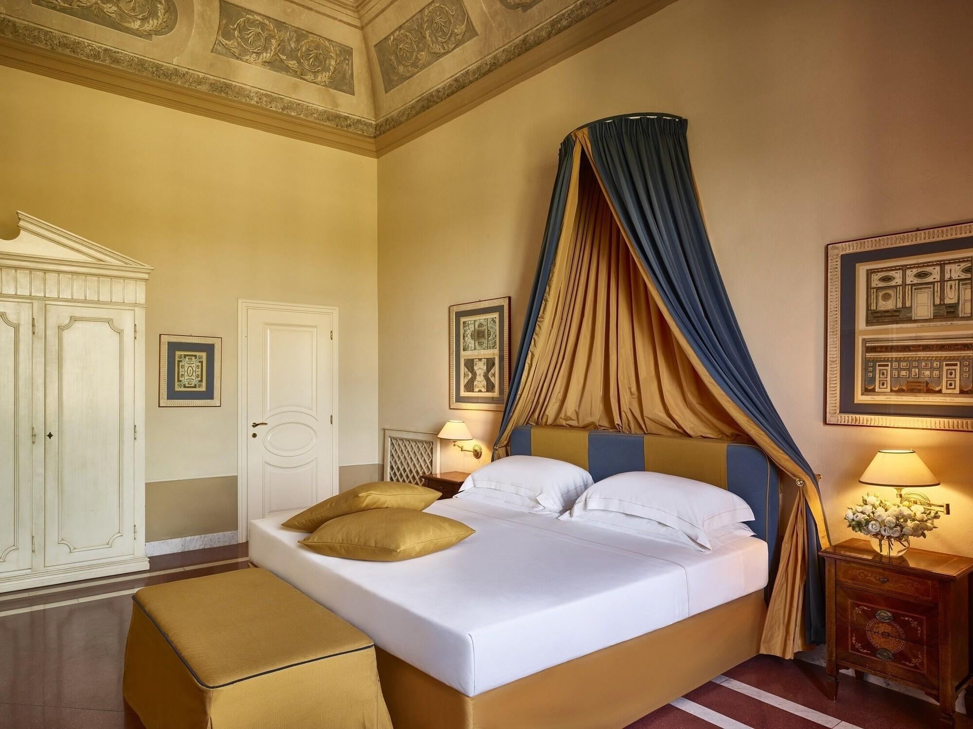 Bagni Di Pisa Palace & Thermal Spa - The Leading Hotels Of The World San Giuliano Terme Kültér fotó A room at the hotel