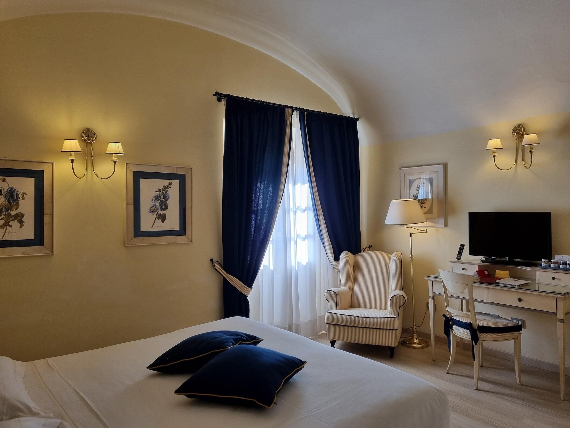 Bagni Di Pisa Palace & Thermal Spa - The Leading Hotels Of The World San Giuliano Terme Kültér fotó A room at the hotel